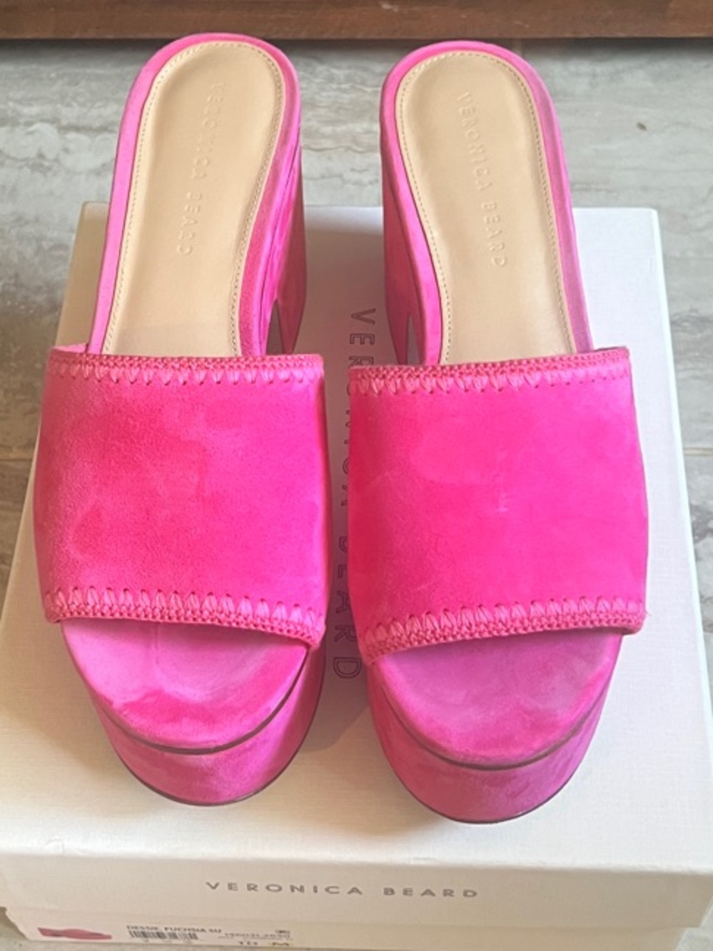 Veronica Beard Hot Pink DESI fuschia suede platform size 10 very good pre owned